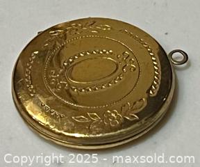 MaxSold Auction: Vintage Gold Filled Etched Locket  - Toronto (Ontario, Canada) PARTNER MANAGED Downsizing Online Auction - Scarborough Road