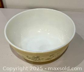 MaxSold Auction: Vintage Pyrex Yellow Green Shenandoah Mixing Bowl - Toronto (Ontario, Canada) PARTNER MANAGED Downsizing Online Auction - Scarborough Road
