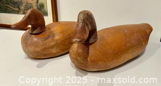 MaxSold Auction: Vintage Wood Duck Decoys Swivel Heads  - Toronto (Ontario, Canada) PARTNER MANAGED Downsizing Online Auction - Scarborough Road