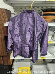 MaxSold Auction: Agora blouse  - Upper Moreland Township (Pennsylvania, USA) SELLER MANAGED Charity/Fundraising Online Auction - Davisville Road