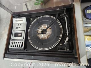 MaxSold Auction: Am/fm stereo receiver/recorder - Upper Moreland Township (Pennsylvania, USA) SELLER MANAGED Charity/Fundraising Online Auction - Davisville Road