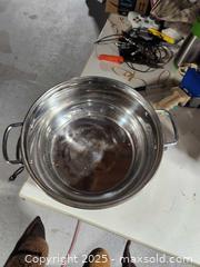 MaxSold Auction:  Bella Chafing dish - Upper Moreland Township (Pennsylvania, USA) SELLER MANAGED Charity/Fundraising Online Auction - Davisville Road