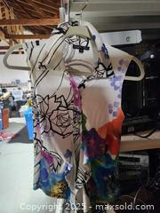 MaxSold Auction: Boho chic  sleeveless button up blouse - Upper Moreland Township (Pennsylvania, USA) SELLER MANAGED Charity/Fundraising Online Auction - Davisville Road