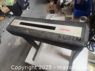 MaxSold Auction: Boston paper shredder - Upper Moreland Township (Pennsylvania, USA) SELLER MANAGED Charity/Fundraising Online Auction - Davisville Road