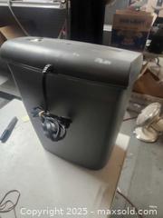 MaxSold Auction: Fellowes paper shredder - Upper Moreland Township (Pennsylvania, USA) SELLER MANAGED Charity/Fundraising Online Auction - Davisville Road