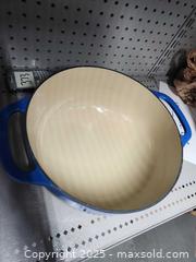 MaxSold Auction: Lodge 6 qt enameled cast iron pot - Upper Moreland Township (Pennsylvania, USA) SELLER MANAGED Charity/Fundraising Online Auction - Davisville Road
