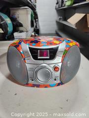 MaxSold Auction: Memorex digital sound am/fm stereo cd player - Upper Moreland Township (Pennsylvania, USA) SELLER MANAGED Charity/Fundraising Online Auction - Davisville Road