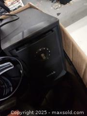 MaxSold Auction: Misc computer speakers - Upper Moreland Township (Pennsylvania, USA) SELLER MANAGED Charity/Fundraising Online Auction - Davisville Road