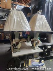 MaxSold Auction: Pair of lamps - Upper Moreland Township (Pennsylvania, USA) SELLER MANAGED Charity/Fundraising Online Auction - Davisville Road
