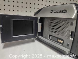 MaxSold Auction: Panasonic palmcorder - Upper Moreland Township (Pennsylvania, USA) SELLER MANAGED Charity/Fundraising Online Auction - Davisville Road