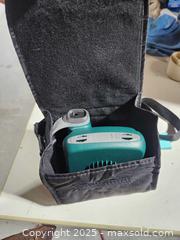 MaxSold Auction: Polaroid camera - Upper Moreland Township (Pennsylvania, USA) SELLER MANAGED Charity/Fundraising Online Auction - Davisville Road