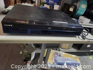 MaxSold Auction: Sony bluray player - Upper Moreland Township (Pennsylvania, USA) SELLER MANAGED Charity/Fundraising Online Auction - Davisville Road