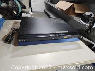 MaxSold Auction: Sony bluray player - Upper Moreland Township (Pennsylvania, USA) SELLER MANAGED Charity/Fundraising Online Auction - Davisville Road