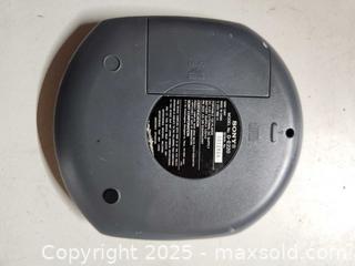 MaxSold Auction: Sony cd walkman - Upper Moreland Township (Pennsylvania, USA) SELLER MANAGED Charity/Fundraising Online Auction - Davisville Road