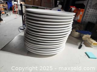 MaxSold Auction: Superior oval shaped plates  - Upper Moreland Township (Pennsylvania, USA) SELLER MANAGED Charity/Fundraising Online Auction - Davisville Road