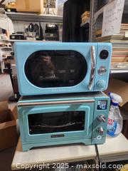 MaxSold Auction: Teal/cyan kitchen appliances  - Upper Moreland Township (Pennsylvania, USA) SELLER MANAGED Charity/Fundraising Online Auction - Davisville Road