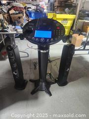 MaxSold Auction: The singing machine karaoke machine. - Upper Moreland Township (Pennsylvania, USA) SELLER MANAGED Charity/Fundraising Online Auction - Davisville Road