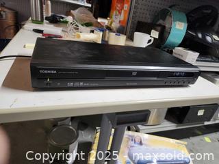 MaxSold Auction: Toshiba dvd player - Upper Moreland Township (Pennsylvania, USA) SELLER MANAGED Charity/Fundraising Online Auction - Davisville Road