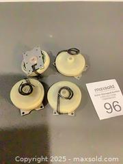 MaxSold Auction: Lot of 4 Small Round Electric Vibration Motors 2.5–3 in - Ottawa (Ontario, Canada) SELLER MANAGED Downsizing Online Auction - Oaklawn Crescent