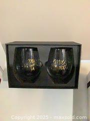 MaxSold Auction: Set of 2 Stemless Smoked Glass Wine Glasses with Gold Script - Ottawa (Ontario, Canada) SELLER MANAGED Downsizing Online Auction - Oaklawn Crescent