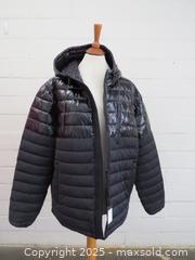 MaxSold Auction: Moose Knuckles Ropper Puffer Hooded Jacket Men&#39;s XL Black - Toronto (Ontario, Canada) PARTNER MANAGED Downsizing Online Auction - Research Road (STORAGE)