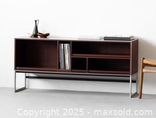 MaxSold Auction: Bang &#38; Olufsen Stereo Console / Media Cabinet with Components - Toronto (Ontario, Canada) PARTNER MANAGED Downsizing Online Auction - Research Road (STORAGE)