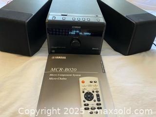 MaxSold Auction: Yamaha MCR-B020 Micro Component System — Matte Black - Toronto (Ontario, Canada) SELLER MANAGED Downsizing Online Auction - Deer Park Crescent (CONDO)