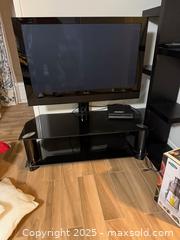 MaxSold Auction: TV Stand with Pioneer Pro-950HD Plasma TV - Toronto (Ontario, Canada) SELLER MANAGED Moving Online Auction - Chipstead