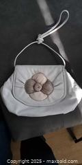 MaxSold Auction: Woman&#39;s purse - San Jose (California, USA) SELLER MANAGED Estate Sale Online Auction -  Villa Avenue