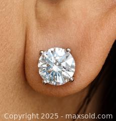 MaxSold Auction: certified 10k(1.43g), lab diamond  (2.25ct)Earring - Toronto (Ontario, Canada) PARTNER MANAGED Downsizing Online Auction - Queen Street East