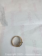 MaxSold Auction: 18 k gold ring  - Mississauga (Ontario, Canada) PARTNER MANAGED Downsizing Online Auction -  Sawmill Valley Drive