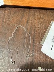 MaxSold Auction: 18 k white gold chin  - Mississauga (Ontario, Canada) PARTNER MANAGED Downsizing Online Auction -  Sawmill Valley Drive