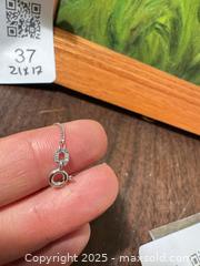 MaxSold Auction: 18 k white gold chin  - Mississauga (Ontario, Canada) PARTNER MANAGED Downsizing Online Auction -  Sawmill Valley Drive