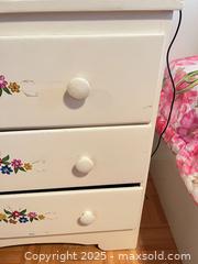 MaxSold Auction: 3 Drawer Dresser  - Mississauga (Ontario, Canada) PARTNER MANAGED Downsizing Online Auction -  Sawmill Valley Drive