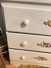MaxSold Auction: 3 Drawer Dresser  - Mississauga (Ontario, Canada) PARTNER MANAGED Downsizing Online Auction -  Sawmill Valley Drive