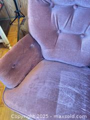 MaxSold Auction: Rolling Arm chair  - Mississauga (Ontario, Canada) PARTNER MANAGED Downsizing Online Auction -  Sawmill Valley Drive