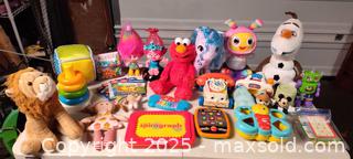 MaxSold Auction: Huge Kids toy lot - Walworth (New York, USA) SELLER MANAGED Downsizing Online Auction - High Street