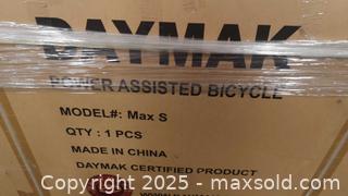 MaxSold Auction: Daymak Max S Electric Bike (E-Bike) - Orange - 500W, 48V (Customer Return, See description) (184) - Toronto (Ontario, Canada) SELLER MANAGED Reseller Online Auction - Curity Avenue
