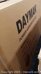 MaxSold Auction: Daymak Paris Deluxe - 500W 48V Low-Step E-Bike w/Pedal Assist - Orange - (See description &#38; pics) (158) - Toronto (Ontario, Canada) SELLER MANAGED Reseller Online Auction - Curity Avenue