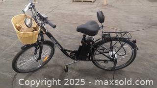 MaxSold Auction: Daymak Paris V5 - Black Electric City/Commuter Bicycle - Brand New - PDI Included (104) - Toronto (Ontario, Canada) SELLER MANAGED Reseller Online Auction - Curity Avenue