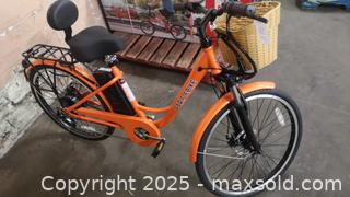 MaxSold Auction: Daymak PARIS V5 EBike Commuter Step-Through, Orange - Brand New - PDI Included (102) - Toronto (Ontario, Canada) SELLER MANAGED Reseller Online Auction - Curity Avenue
