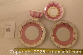 MaxSold Auction: Royal Albert porcelain teacup & saucer / Two Baranovka Porcelain plates  - Toronto (Ontario, Canada) SELLER MANAGED Reseller Online Auction - Curity Avenue