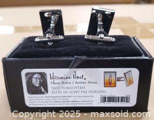 MaxSold Auction: Watch with Multi-Bracelet Set and Oscardo 'Not Forgotten' Cufflinks - Toronto (Ontario, Canada) SELLER MANAGED Reseller Online Auction - Curity Avenue