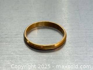 MaxSold Auction: Antique 18K+ Wedding Band  - Toronto (Ontario, Canada) PARTNER MANAGED Estate Sale Online Auction - Merton Street
