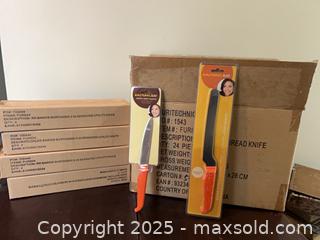 MaxSold Auction: BNIB Rachael Ray Kitchen cutting utensil - Toronto (Ontario, Canada) PARTNER MANAGED Estate Sale Online Auction - Merton Street