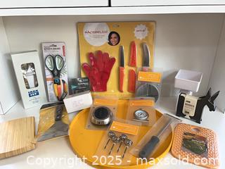 MaxSold Auction: Kitchen Tools + More Lot BNIB  - Toronto (Ontario, Canada) PARTNER MANAGED Estate Sale Online Auction - Merton Street