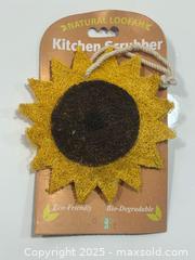 MaxSold Auction: Large Fruit + Tea Coffee Themed Natural Eco Friendly Loofah Kitchen Scrubber Lot BNIB - Toronto (Ontario, Canada) PARTNER MANAGED Estate Sale Online Auction - Merton Street