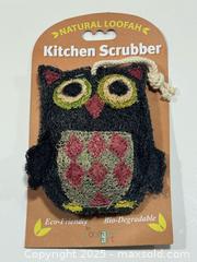 MaxSold Auction: Large Lot of Animal Themed Natural Eco Friendly Loofah Kitchen Scrubber Brand New  - Toronto (Ontario, Canada) PARTNER MANAGED Estate Sale Online Auction - Merton Street