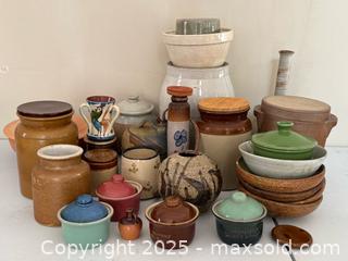 MaxSold Auction: Large Vintage + MCM Handmade Pottery Lot - Toronto (Ontario, Canada) PARTNER MANAGED Estate Sale Online Auction - Merton Street