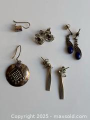 MaxSold Auction: Misc Vintage Sterling Silver Jewelry Lot - Toronto (Ontario, Canada) PARTNER MANAGED Estate Sale Online Auction - Merton Street